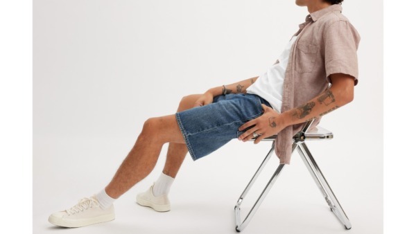 LEVIS 468 Stay Loose Shorts Picnic & Friends