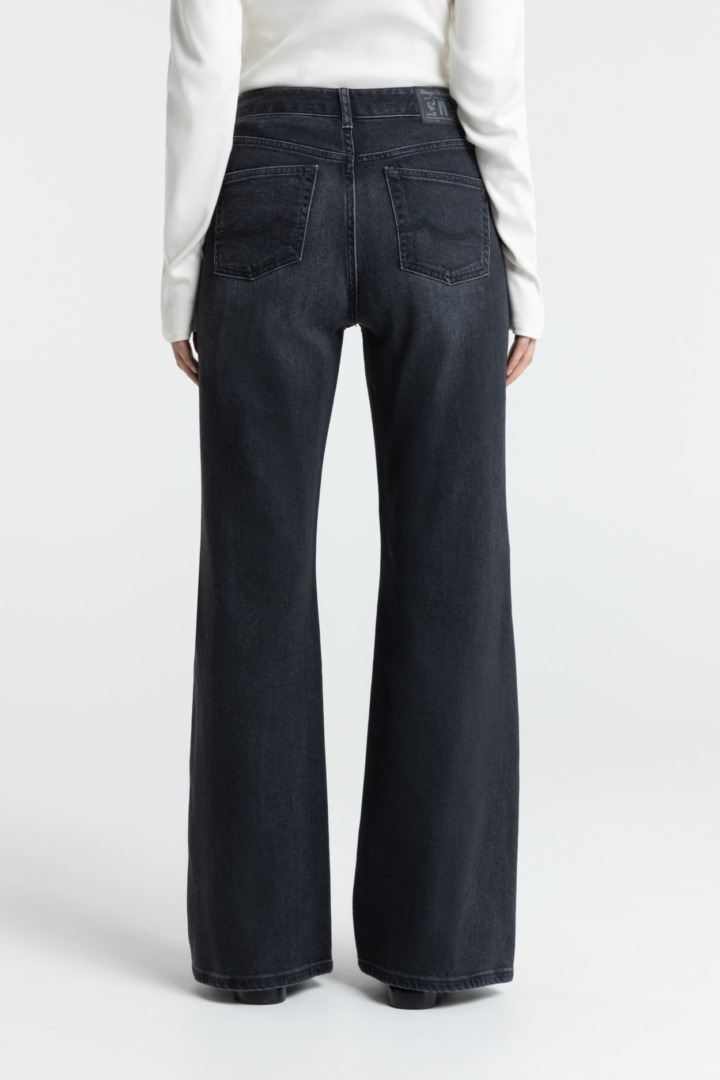 KINGS OF INDIGO Kukiko Cotton Flex Black Flared Jeans